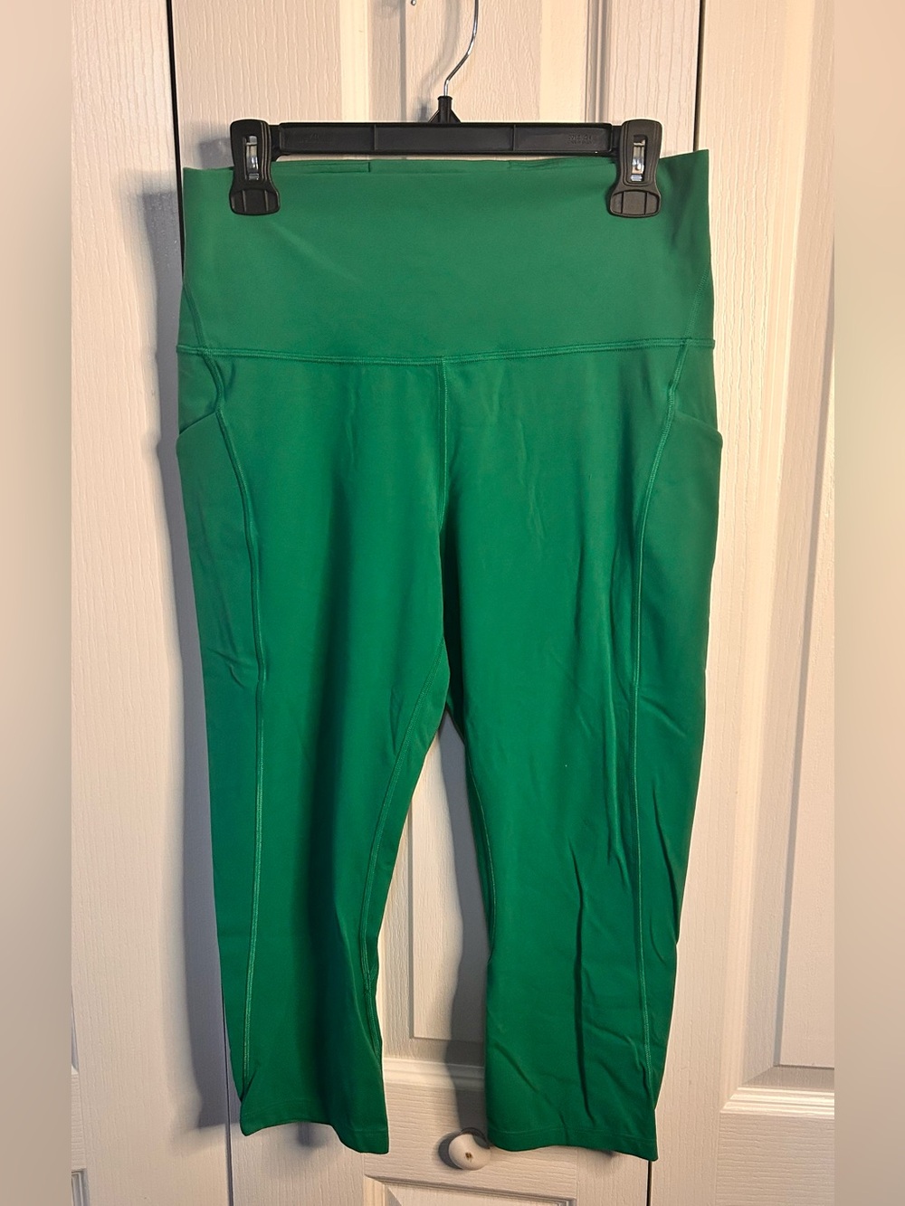 Lululemon Women’s Size 12 Green High-Waist Active Capri Leggings Logo Stretch
